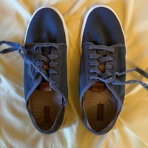 Olu Kai Aloha dark gray sneakers with white trim, size 9 1/2 to 10.